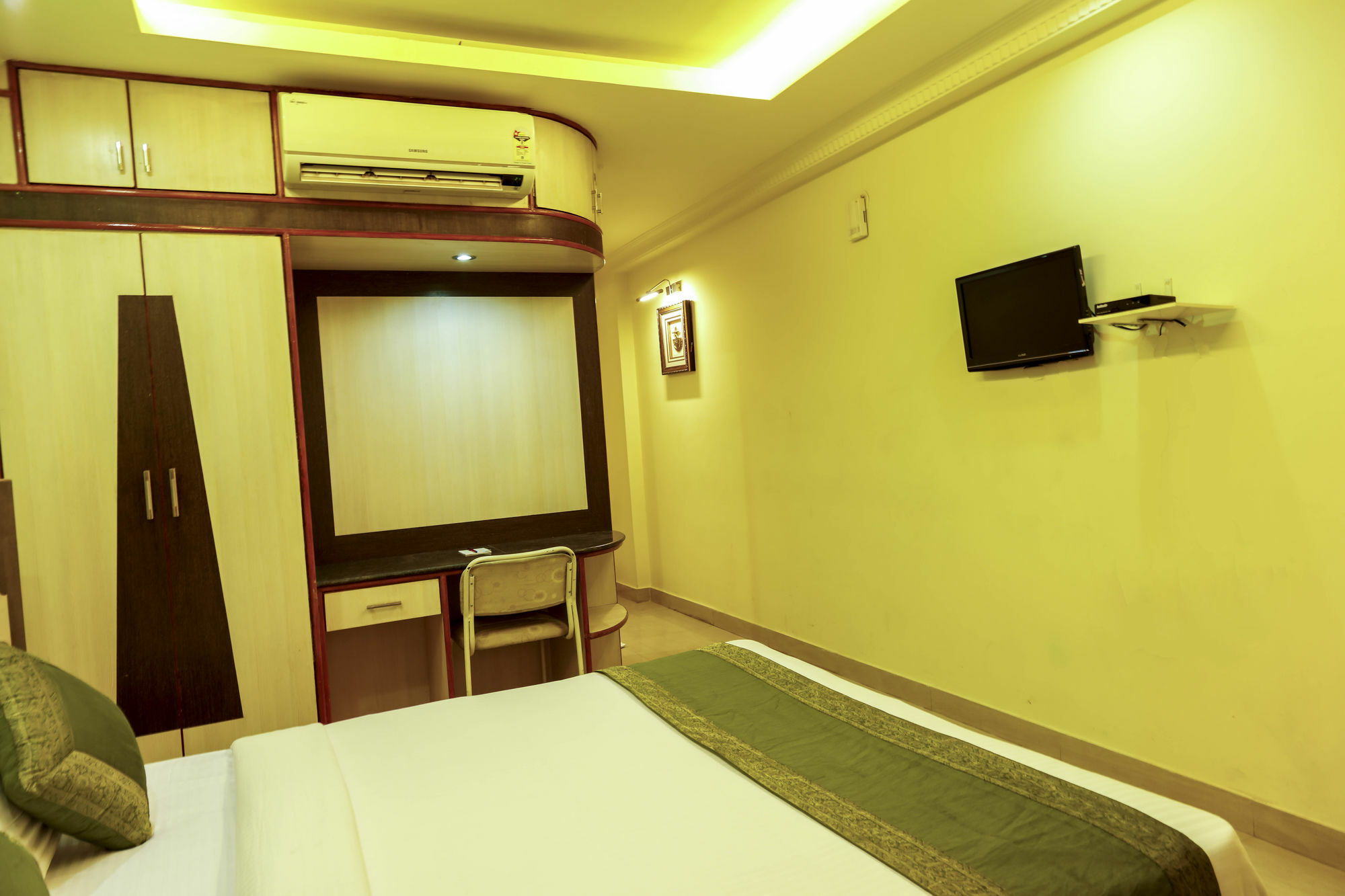 Hotel Treebo Trip Grand Regency Bengaluru Zewnętrze zdjęcie