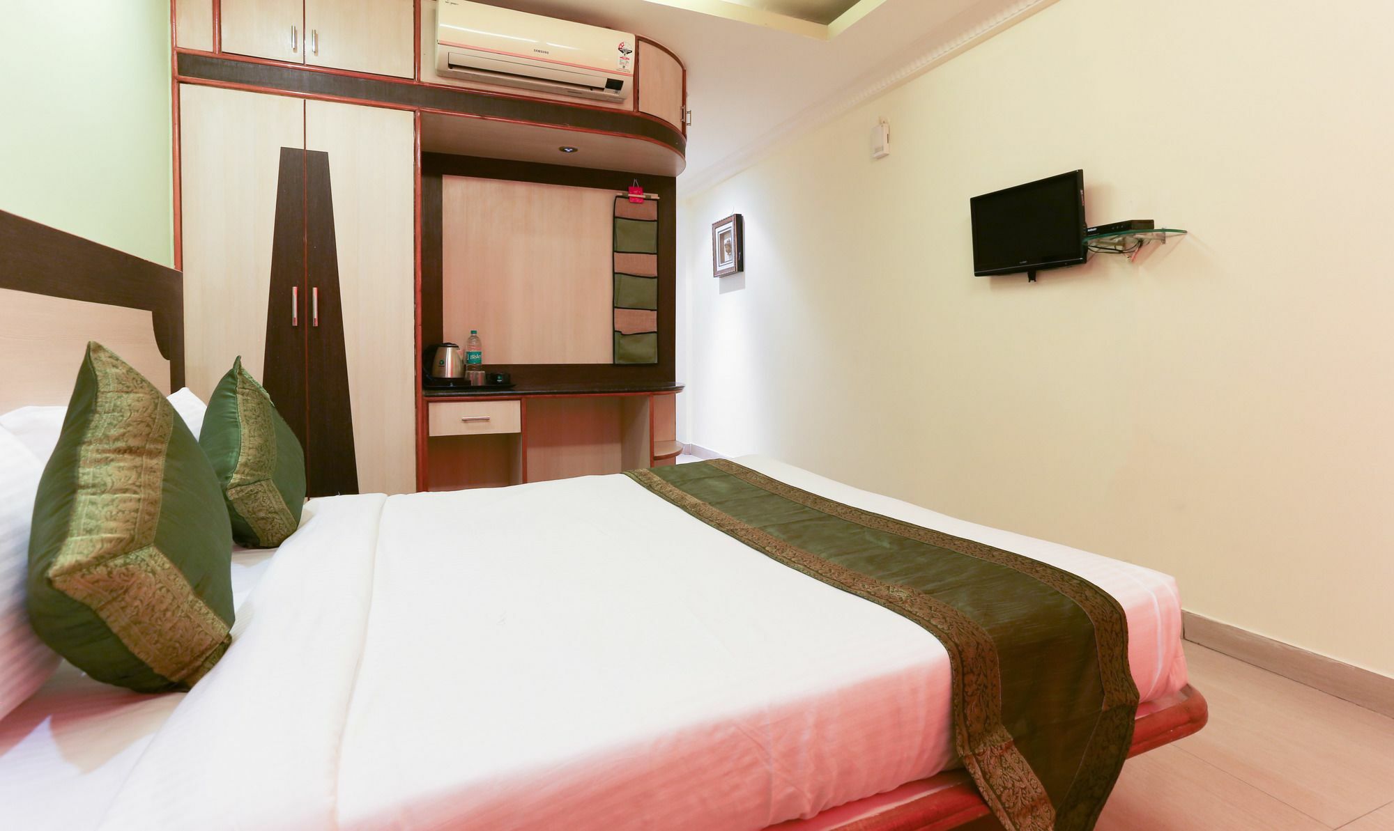 Hotel Treebo Trip Grand Regency Bengaluru Zewnętrze zdjęcie