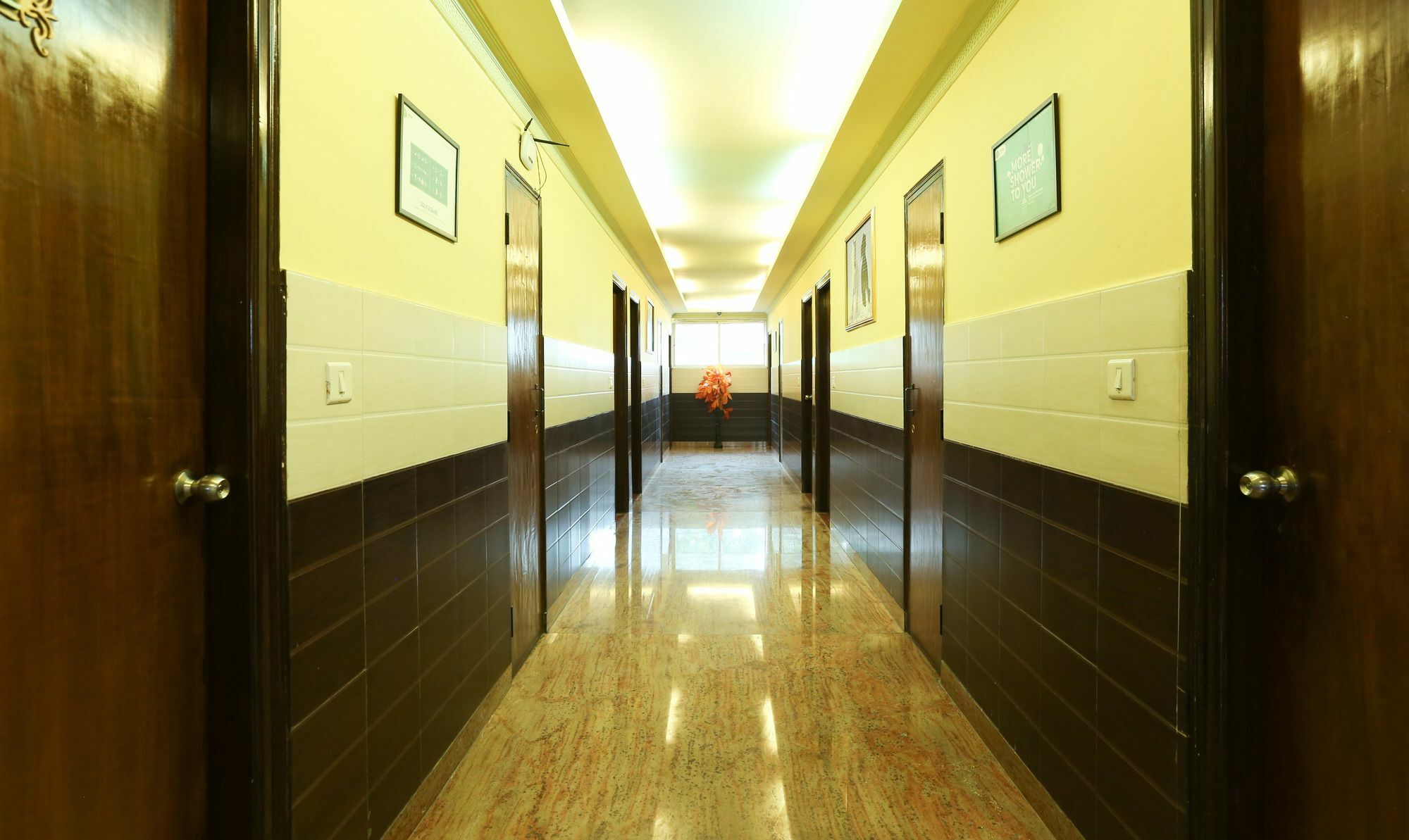 Hotel Treebo Trip Grand Regency Bengaluru Zewnętrze zdjęcie
