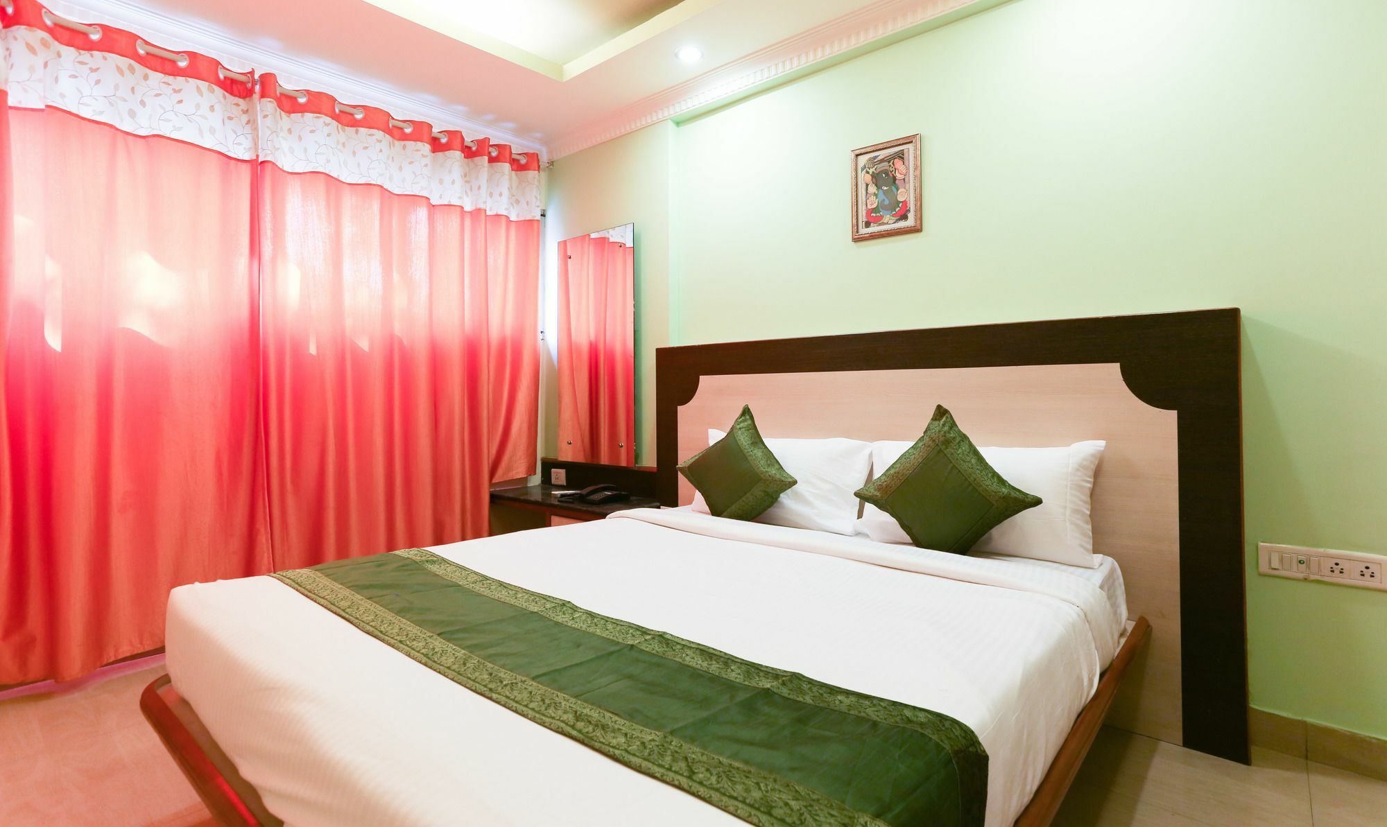 Hotel Treebo Trip Grand Regency Bengaluru Zewnętrze zdjęcie