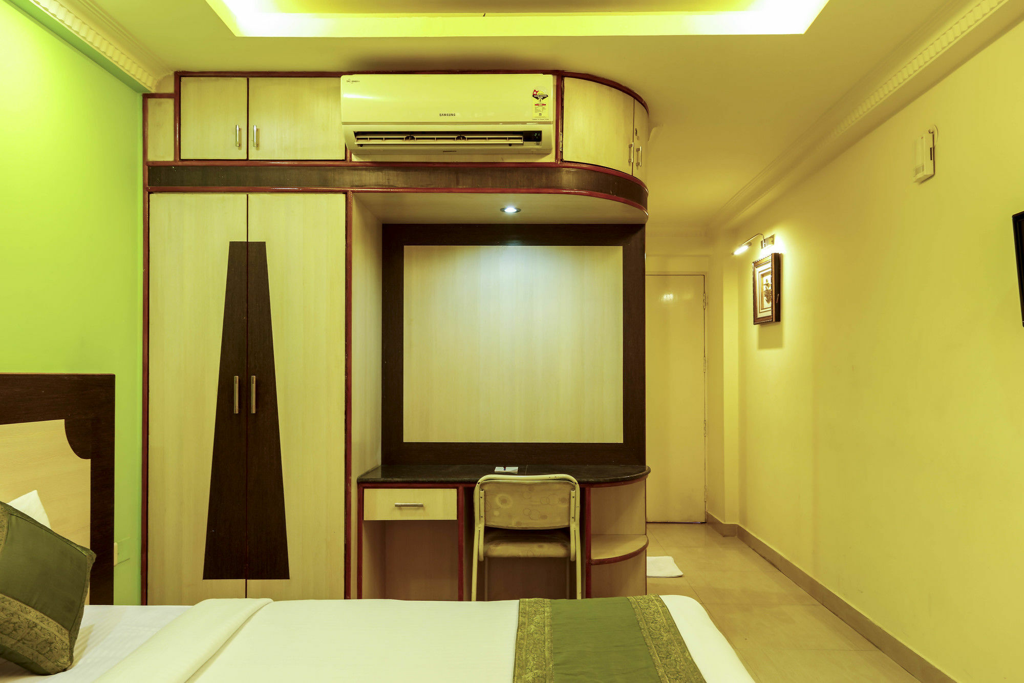 Hotel Treebo Trip Grand Regency Bengaluru Zewnętrze zdjęcie
