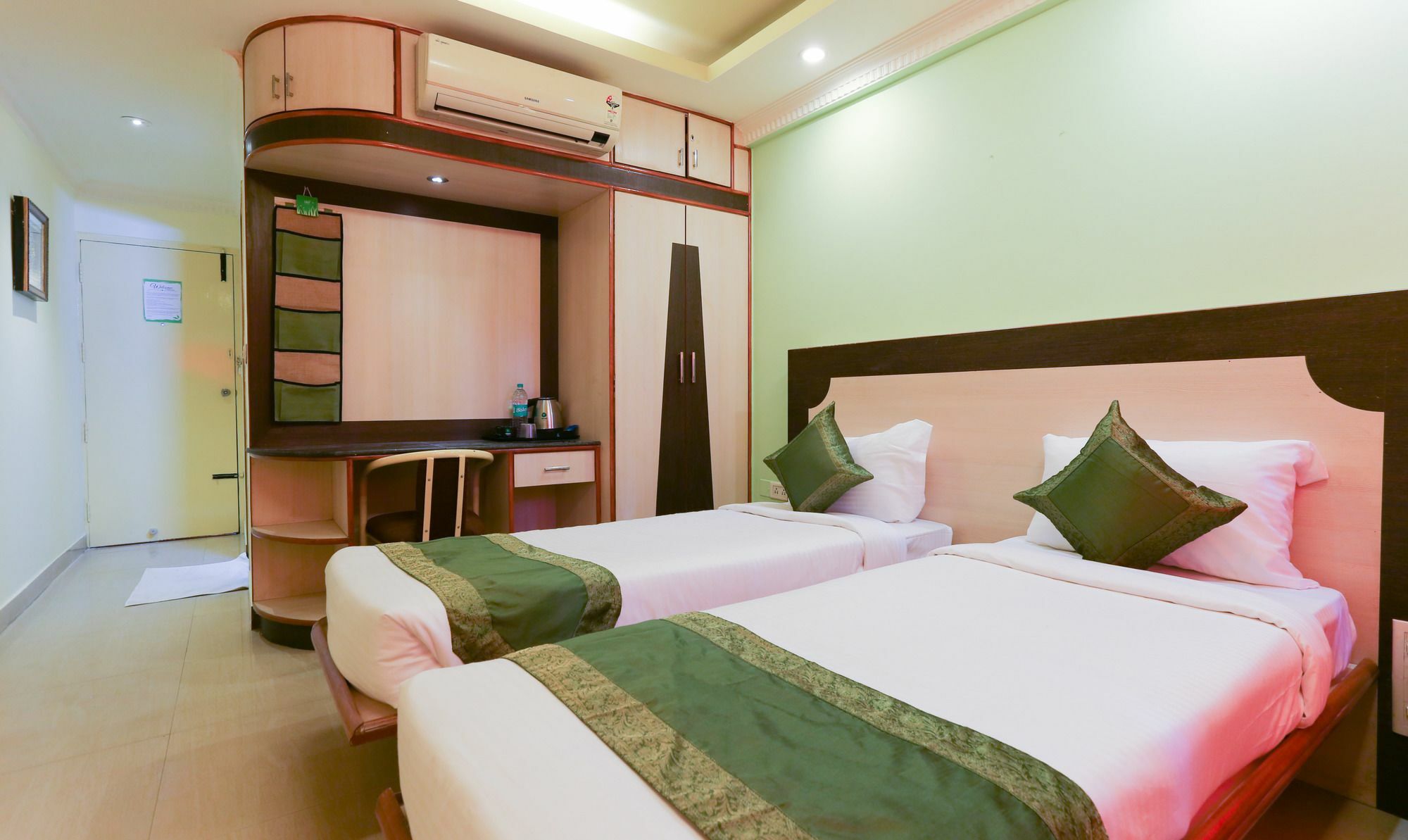 Hotel Treebo Trip Grand Regency Bengaluru Zewnętrze zdjęcie